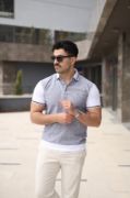 Erkek Polo Yaka Fermuar Detaylı Tişört resmi